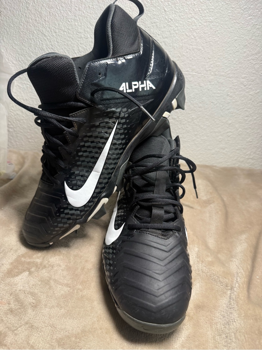 Nike Alpha Menace 2 Shark Football Cleats